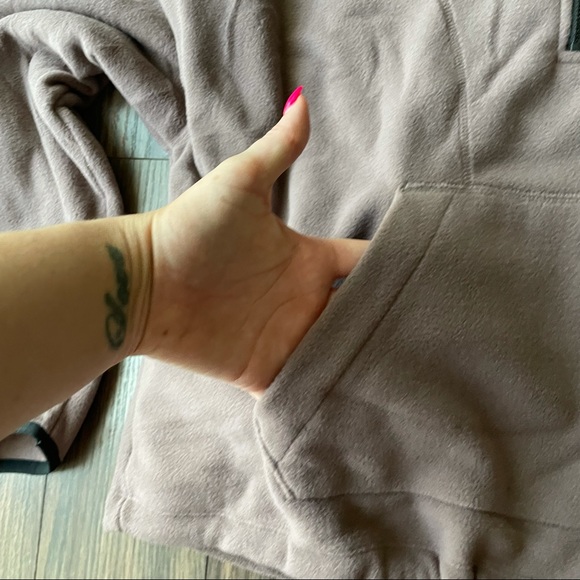 PINK by VS Sweater - Picture 3 of 5